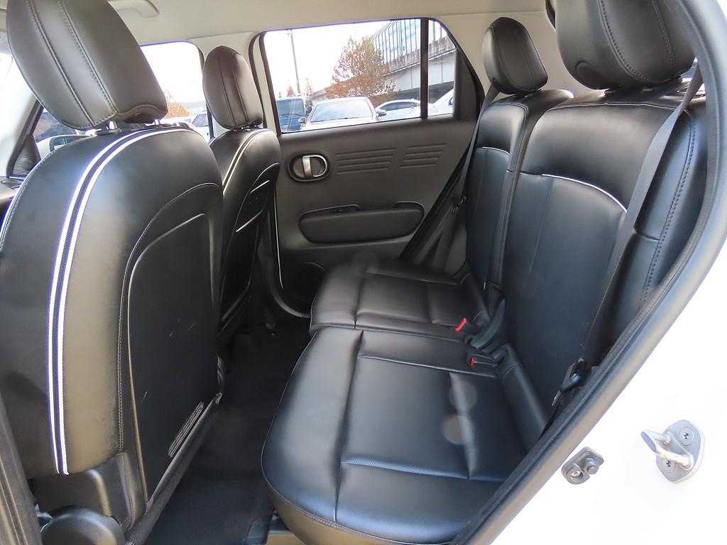 HYUNDAI Casper - Vista 6