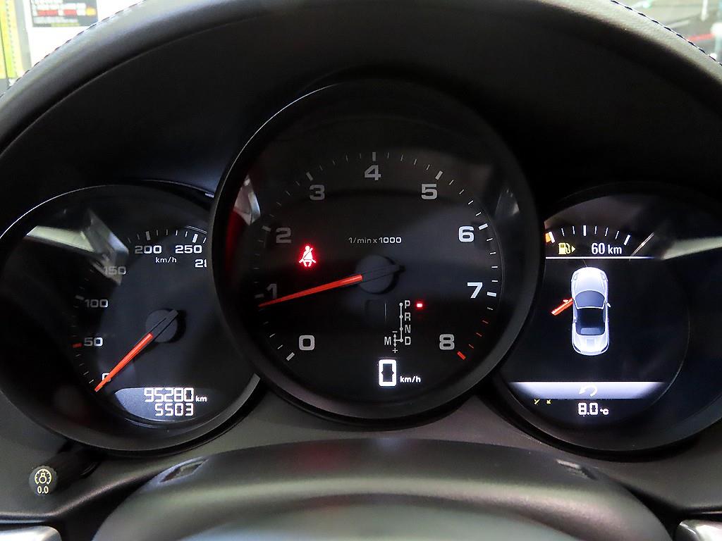 Porsche 718 - Vista 12