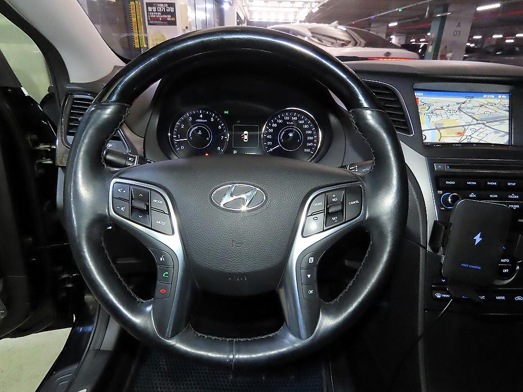 HYUNDAI Grandeur - Vista 8