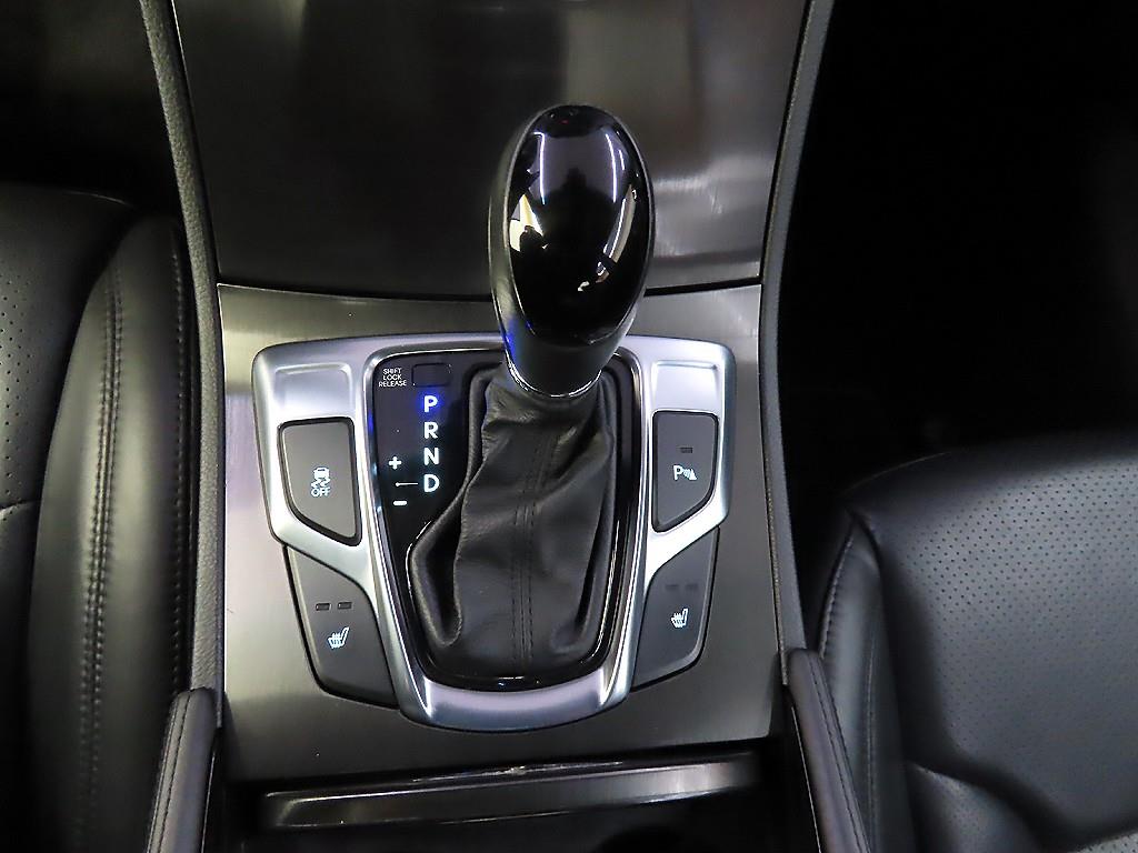 HYUNDAI Grandeur - Vista 10