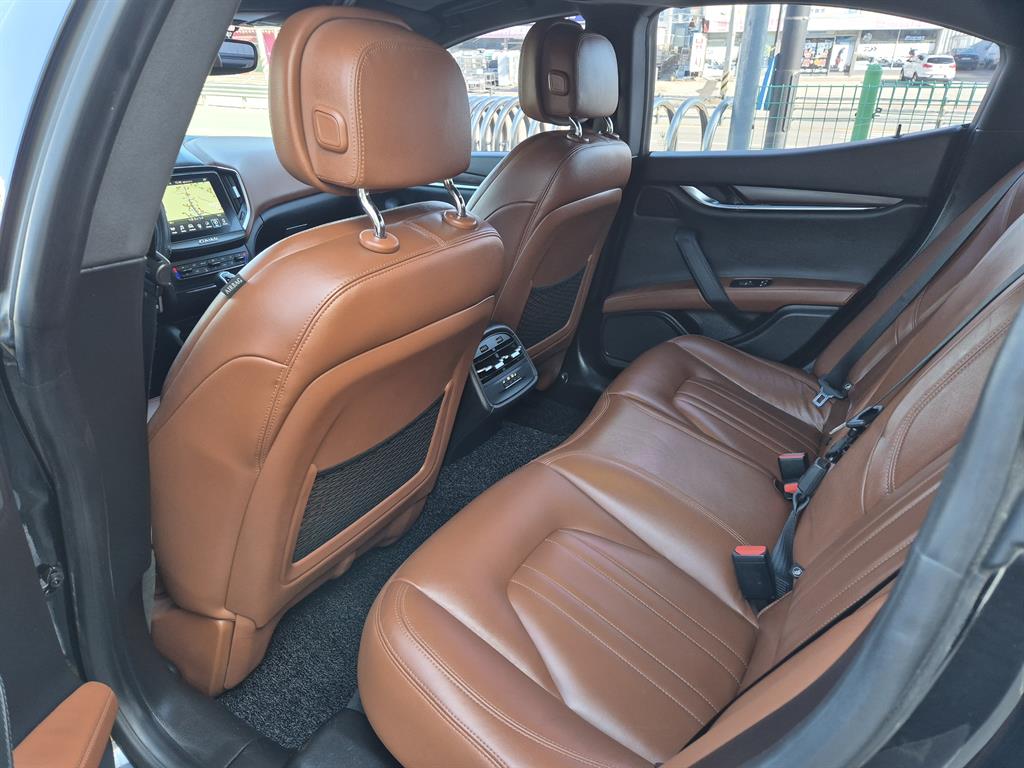 Maserati Ghibli 2017 Gris - Importación desde Corea - HF Imports Iquique - Foto 16