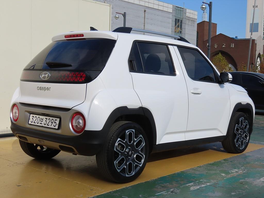 HYUNDAI Casper - Vista 4