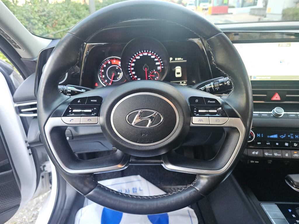 HYUNDAI Avante 2021 Blanco - Importación desde Corea - HF Imports Iquique - Foto 13