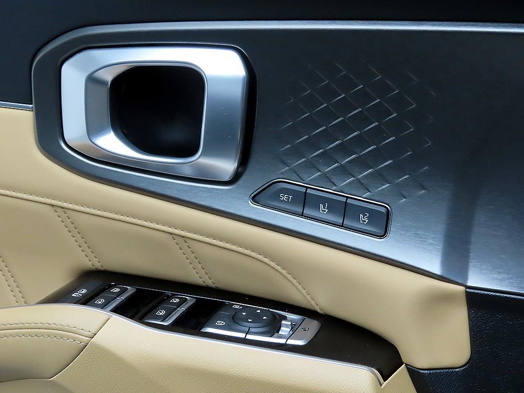 KIA Sorento - Vista 10