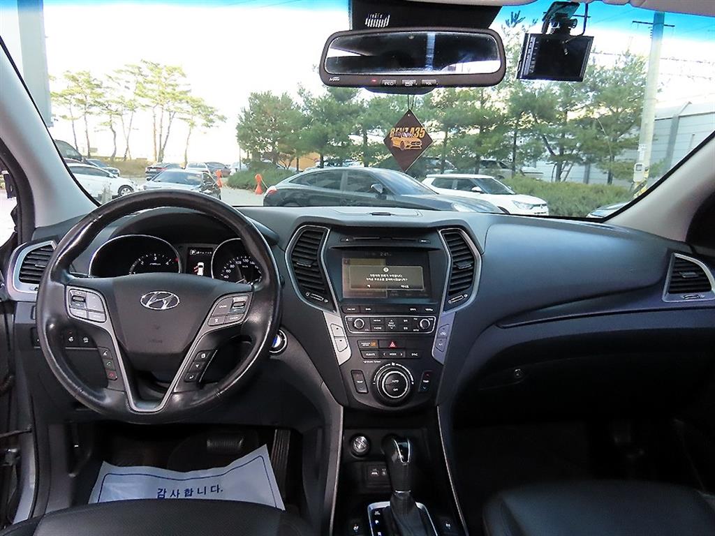 HYUNDAI Santa Fe - Vista 7