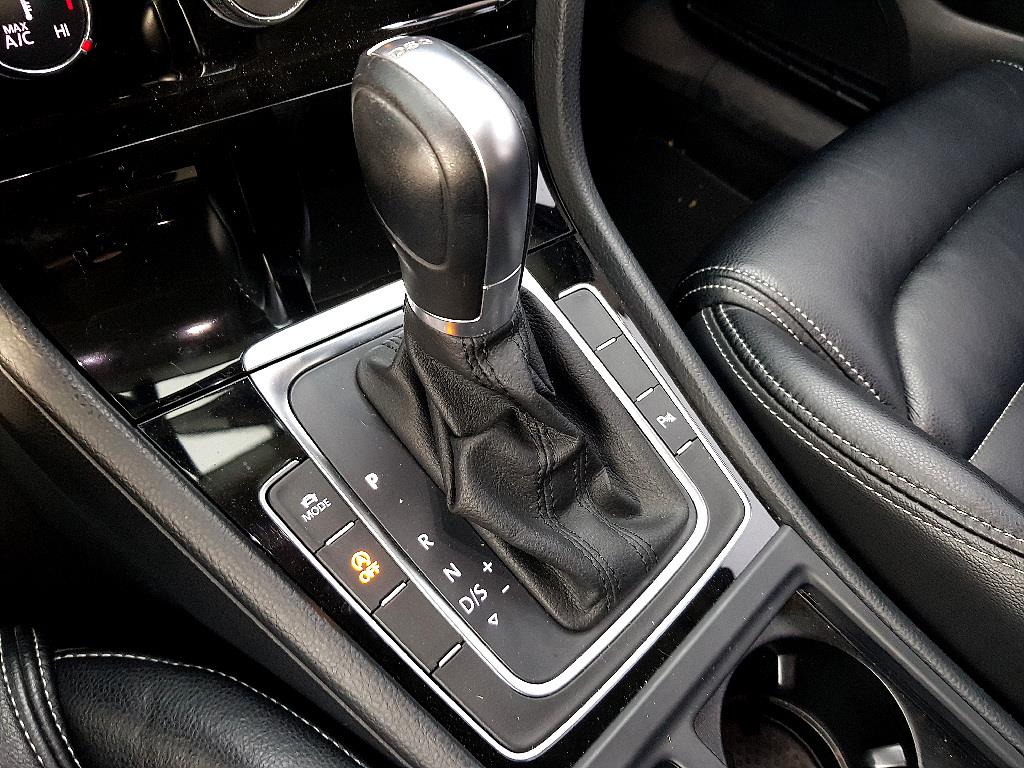 Volkswagen Golf 2015 Plateado - Importación desde Corea - HF Imports Iquique - Foto 13