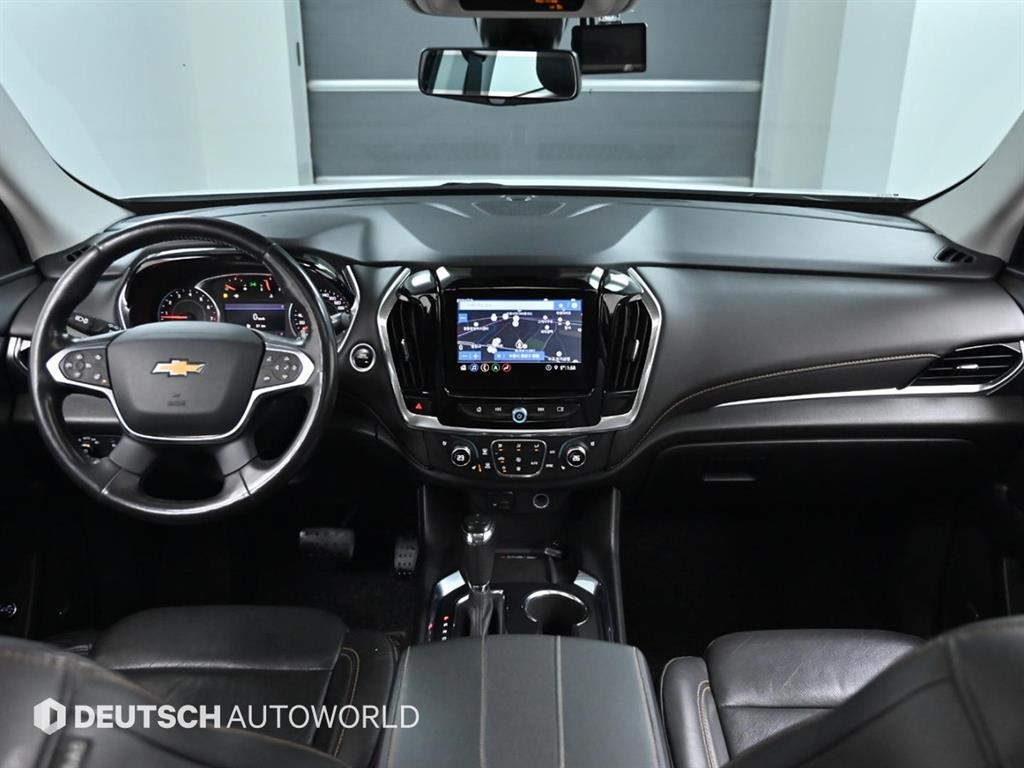 Chevrolet Travers - Vista 7