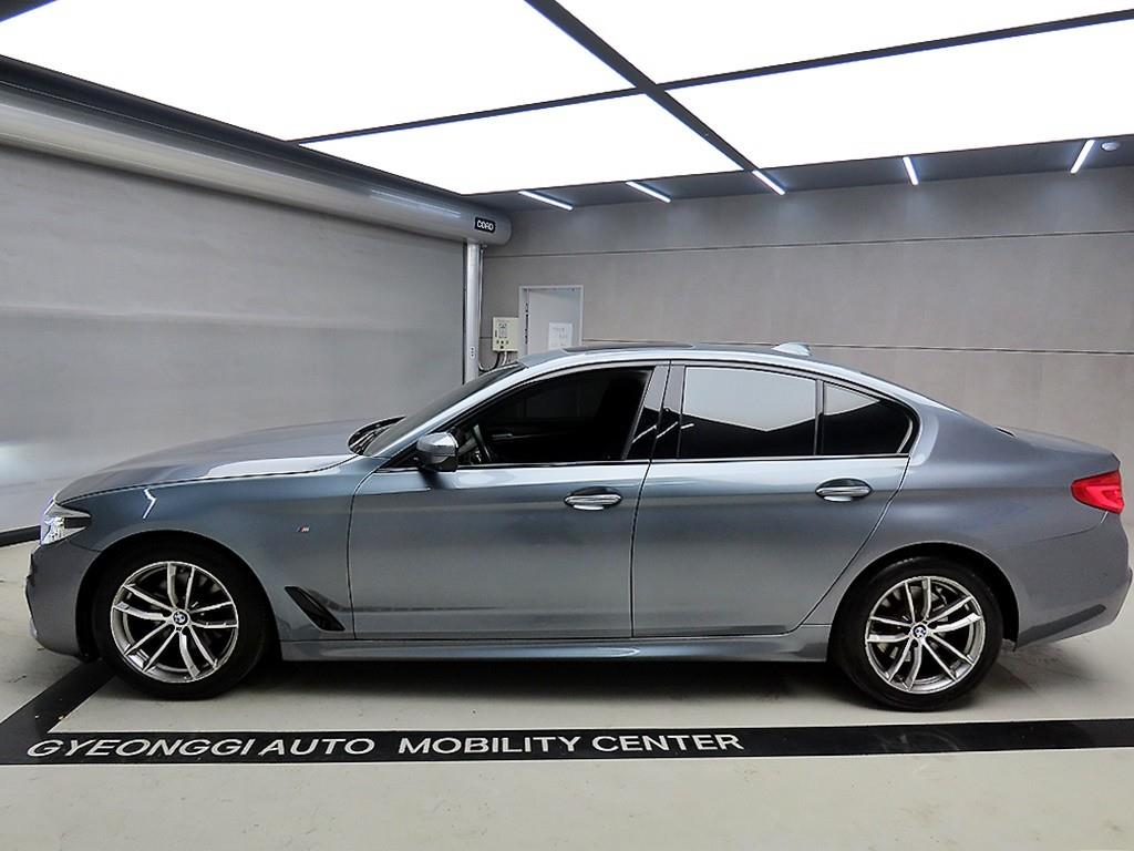 BMW 5 Series - Vista 4