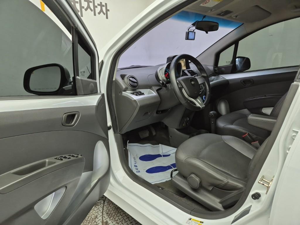 Chevrolet Spark 2014 Blanco - Importación desde Corea - HF Imports Iquique - Foto 16