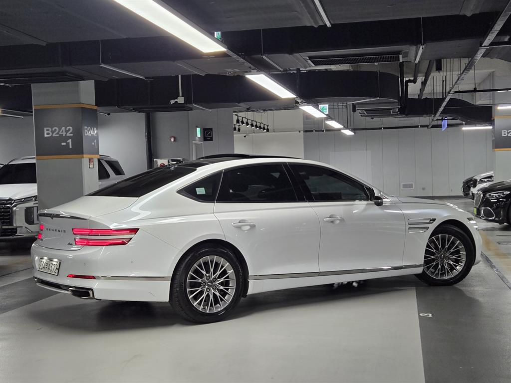 Genesis G80 - Vista 4