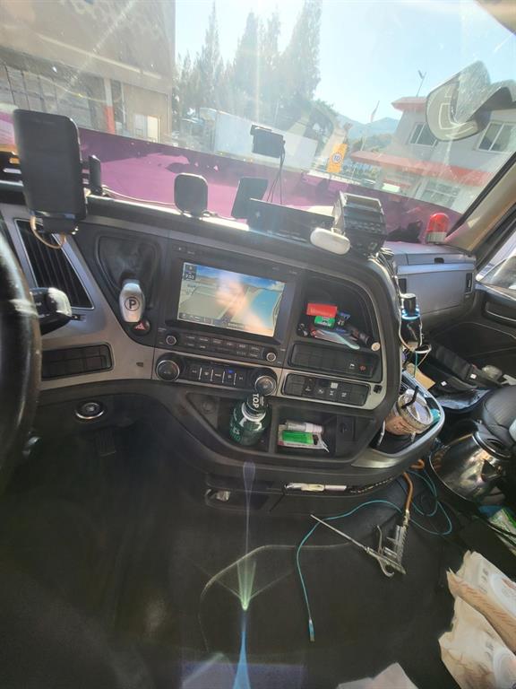 medium and large cargo truck 2016 Blanco - Importación desde Corea - HF Imports Iquique - Foto 16