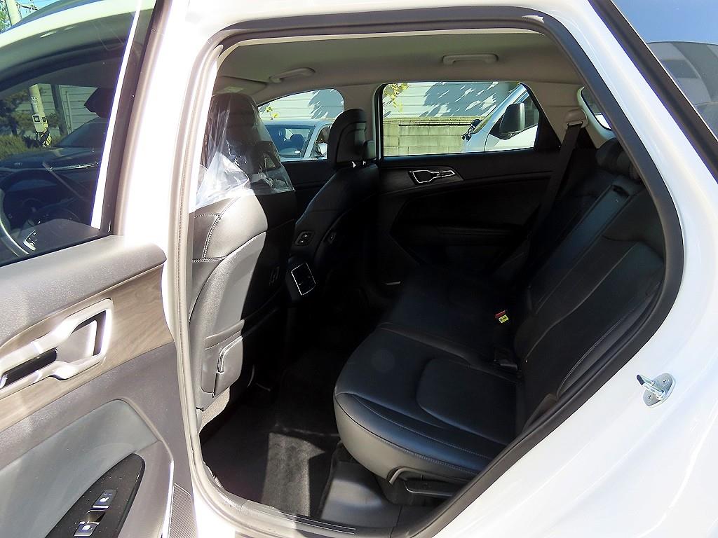 KIA Sportage - Vista 6