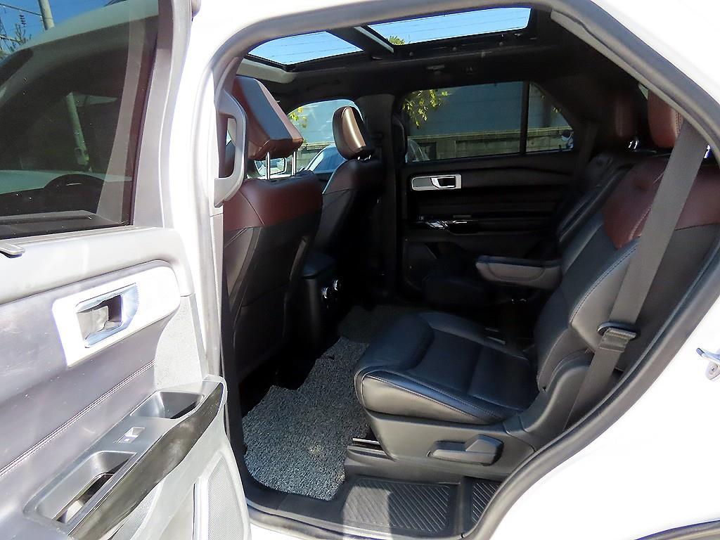 Ford Explorer - Vista 6