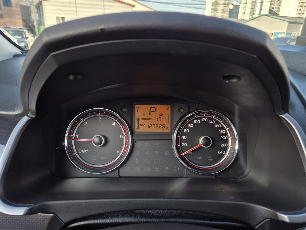 Ssangyong Korando - Vista 11