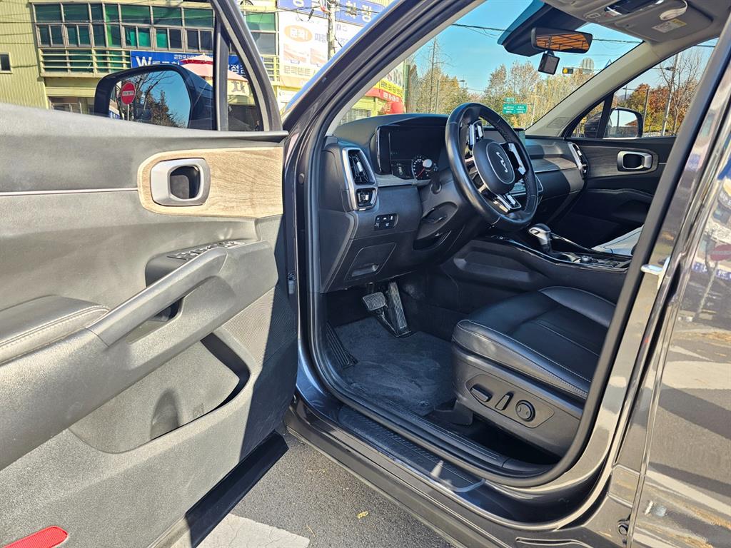 KIA Sorento - Vista 9