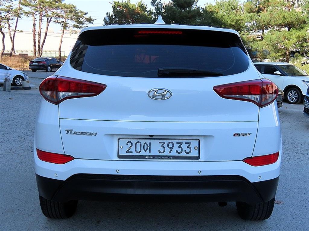 HYUNDAI Tucson - Vista 4