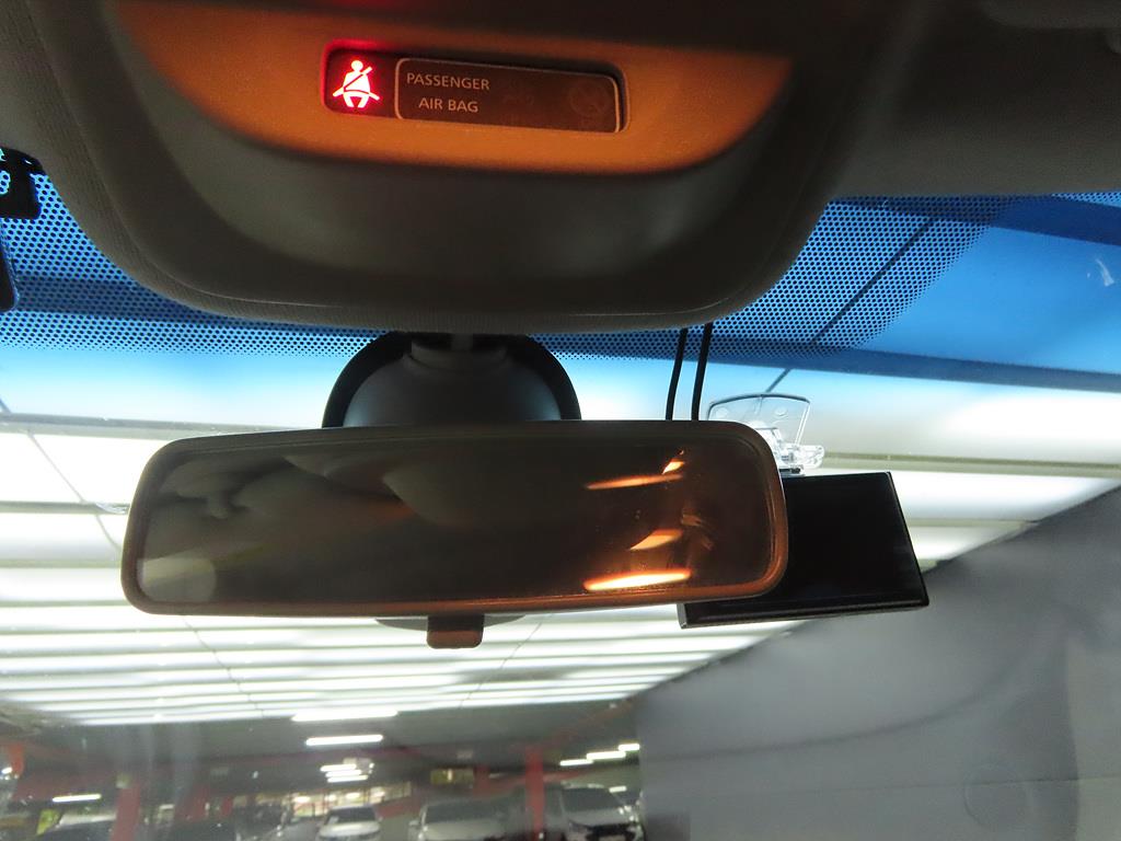 SAMSUNG QM3 - Vista 10