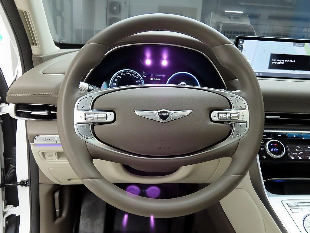 Genesis GV80 - Vista 6