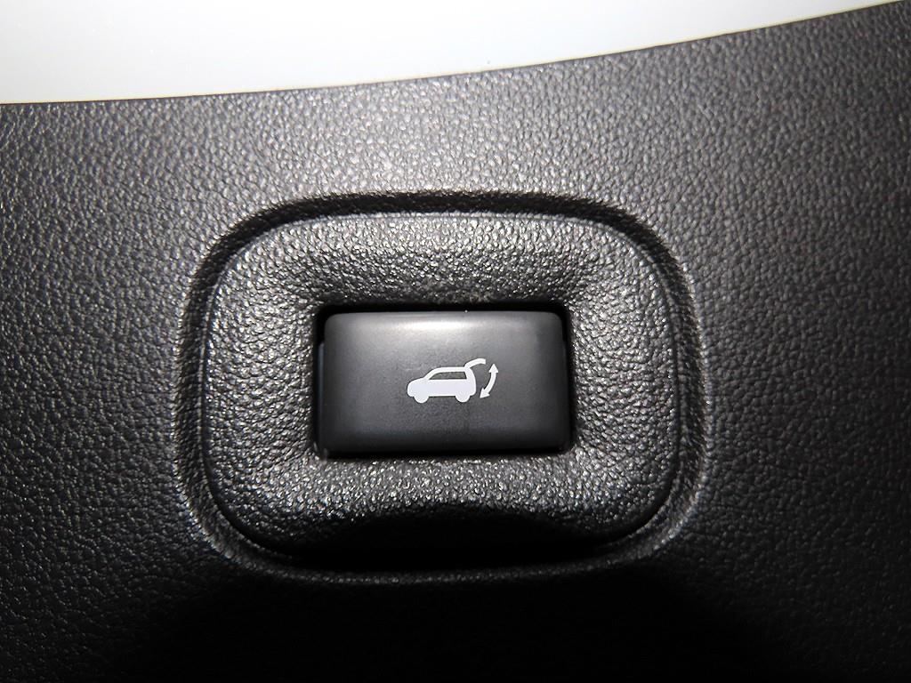 SAMSUNG QM6 2019 Blanco - Importación desde Corea - HF Imports Iquique - Foto 16