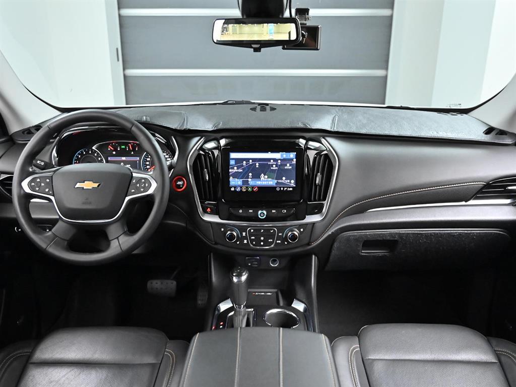 Chevrolet Travers - Vista 7