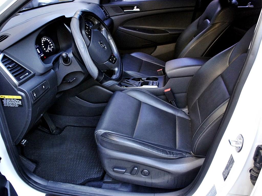 HYUNDAI Tucson - Vista 8