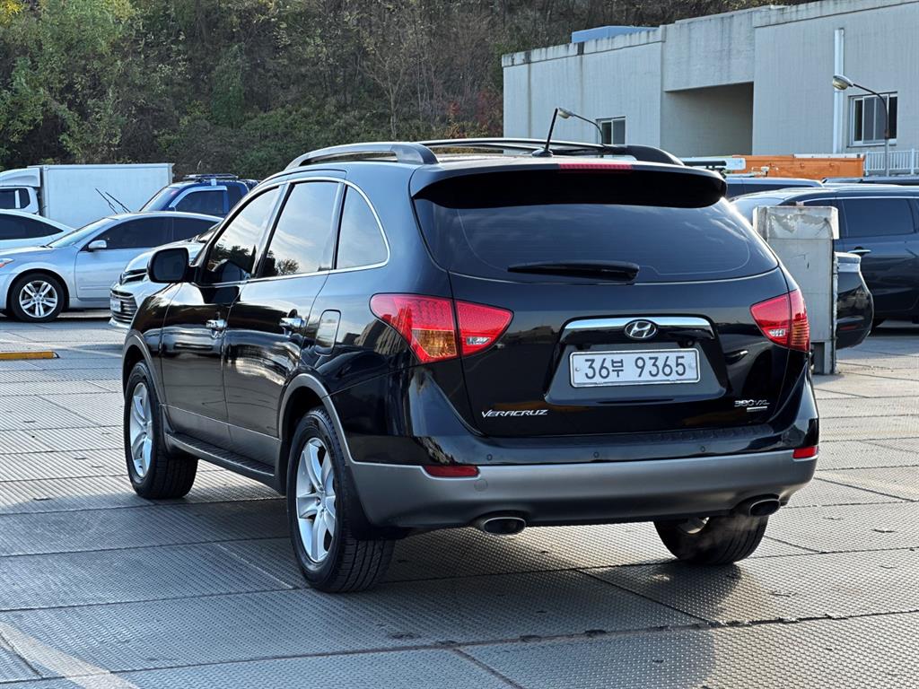 HYUNDAI Veracruz - Vista 5