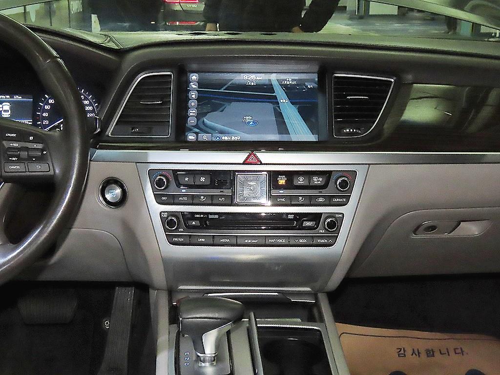 Genesis G80 - Vista 11