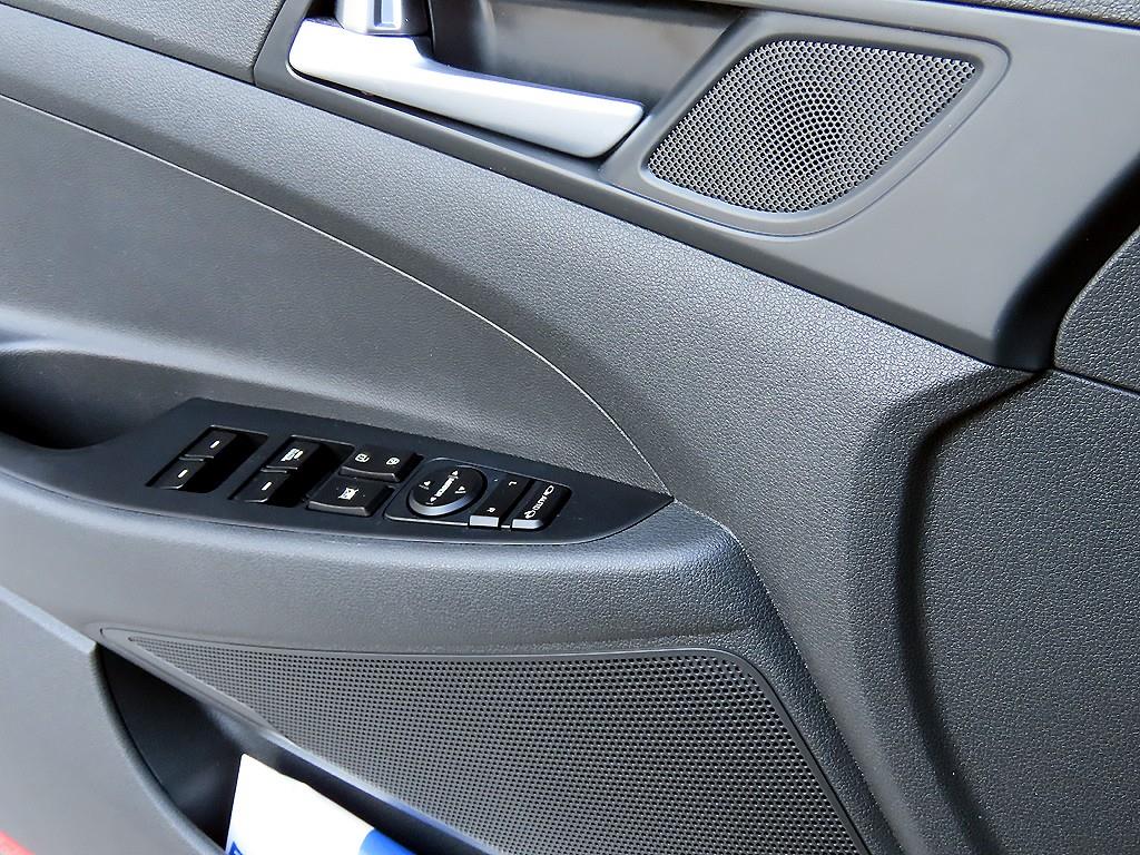 HYUNDAI Tucson - Vista 12