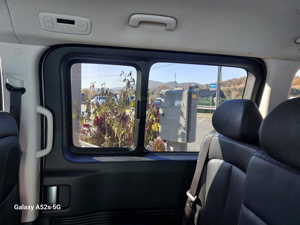 HYUNDAI Staria 2022 the color of pearl - Importación desde Corea - HF Imports Iquique - Foto 18