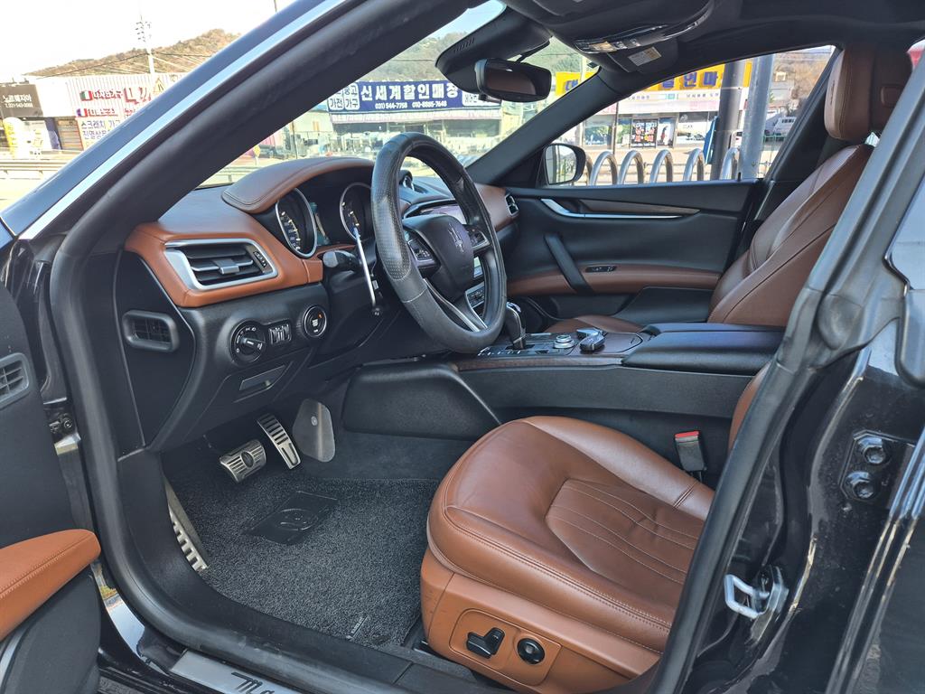 Maserati Ghibli 2017 Gris - Importación desde Corea - HF Imports Iquique - Foto 15