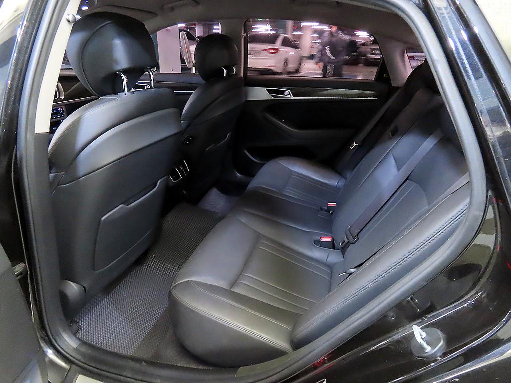 Genesis G80 - Vista 7