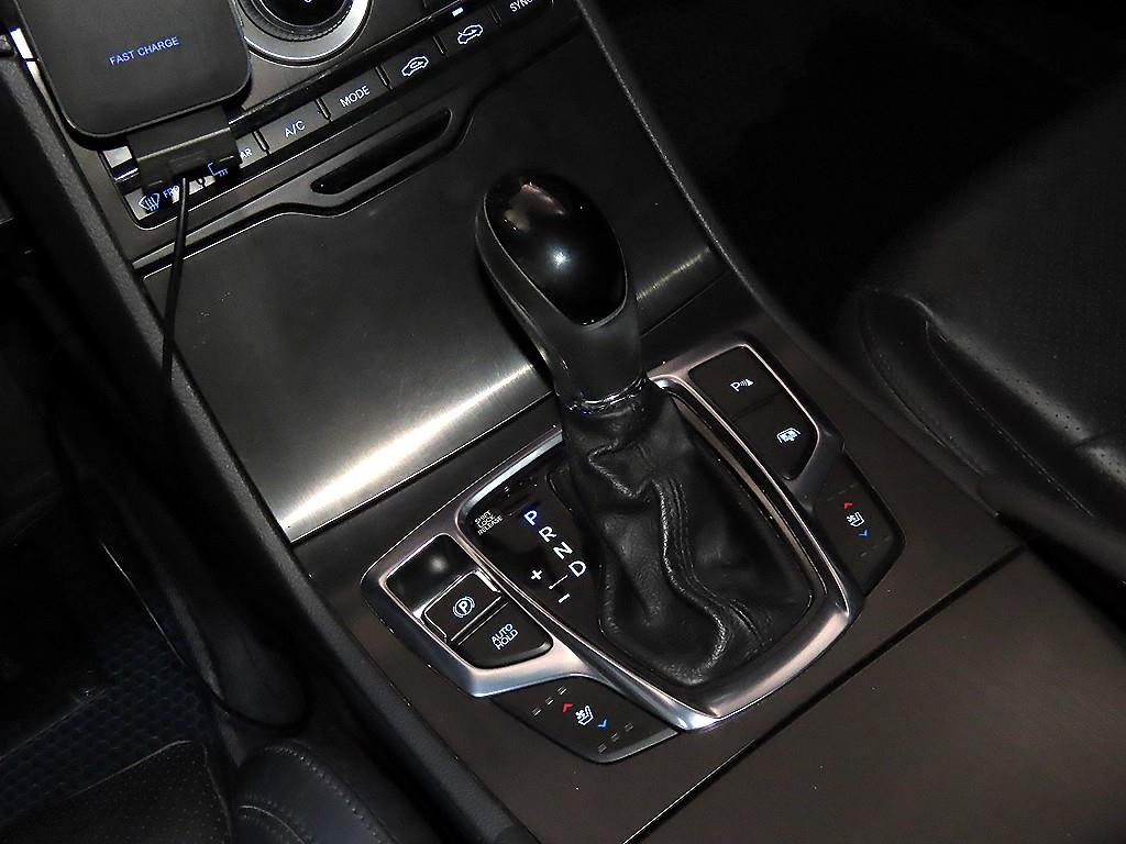 HYUNDAI Grandeur - Vista 12