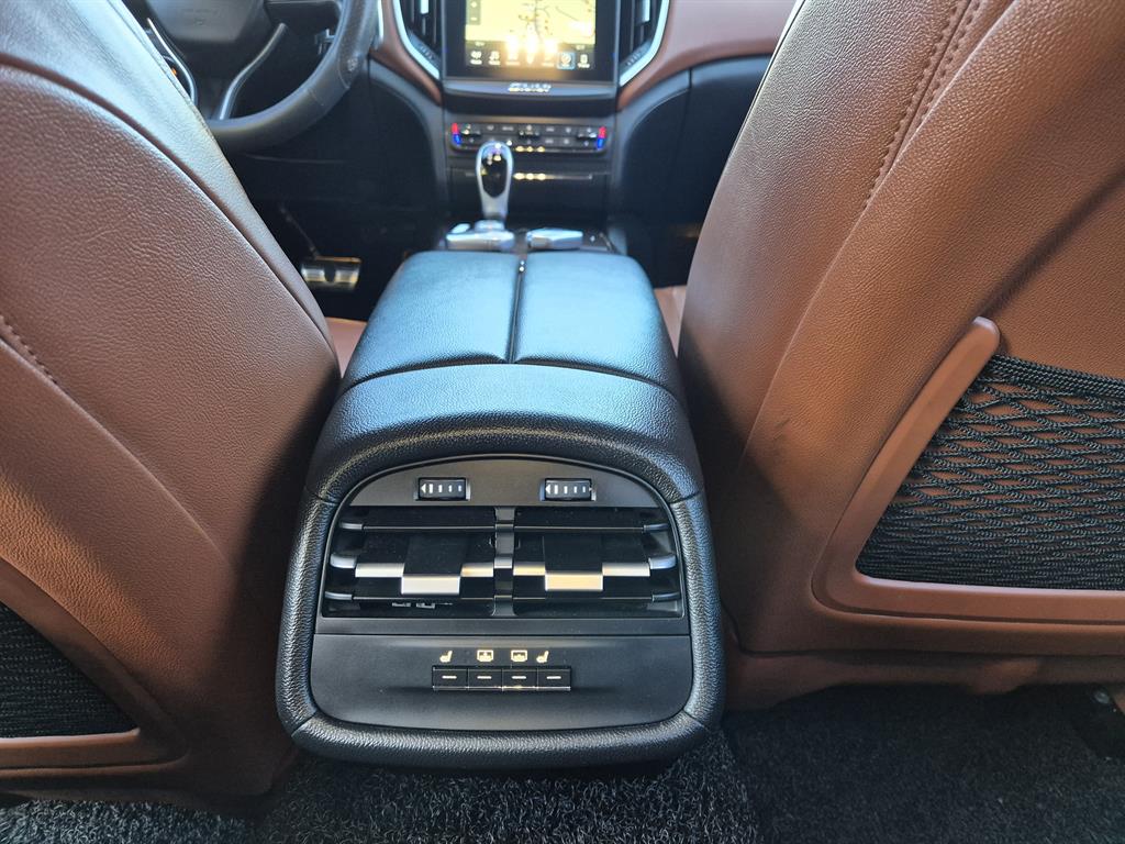 Maserati Ghibli 2017 Gris - Importación desde Corea - HF Imports Iquique - Foto 17