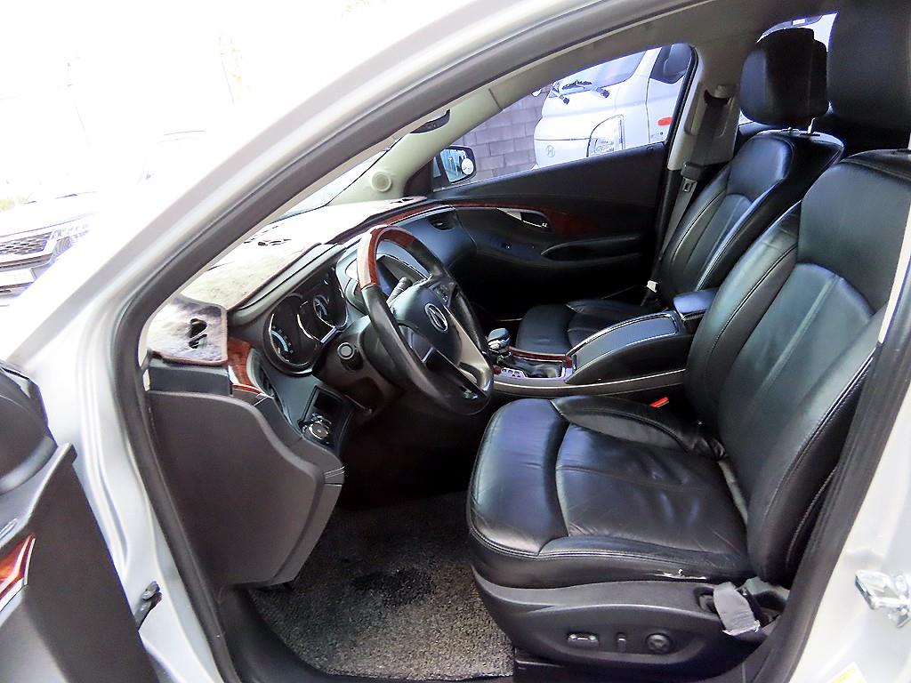 DAEWOO Alpheon - Vista 5