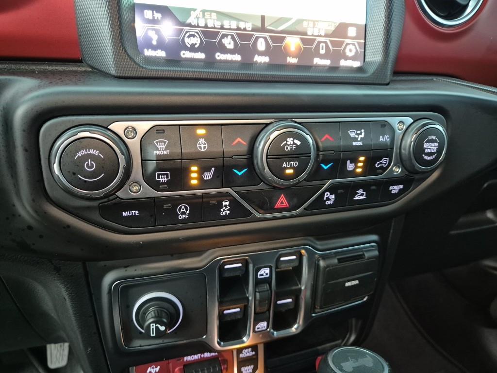 Jeep Wrangler - Vista 10