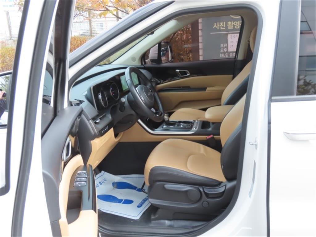 KIA Carnival 2023 - Importación desde Corea - HF Imports Iquique - Foto 13