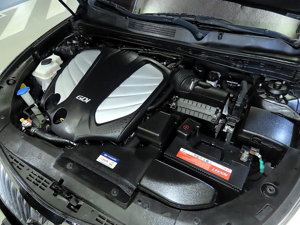 HYUNDAI Grandeur 2016 Negro - Importación desde Corea - HF Imports Iquique - Foto 19