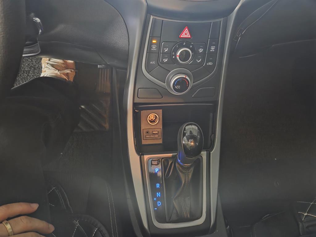 HYUNDAI Avante 2014 Plateado - Importación desde Corea - HF Imports Iquique - Foto 15