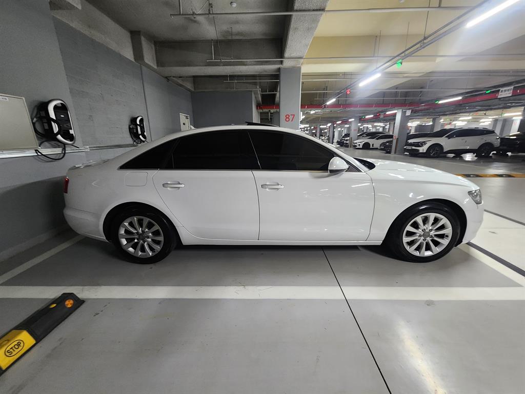 Audi A6 - Vista 4