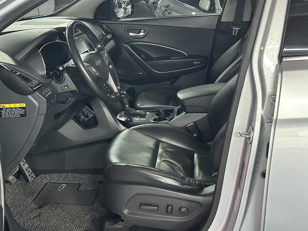 HYUNDAI Maxcruz - Vista 9