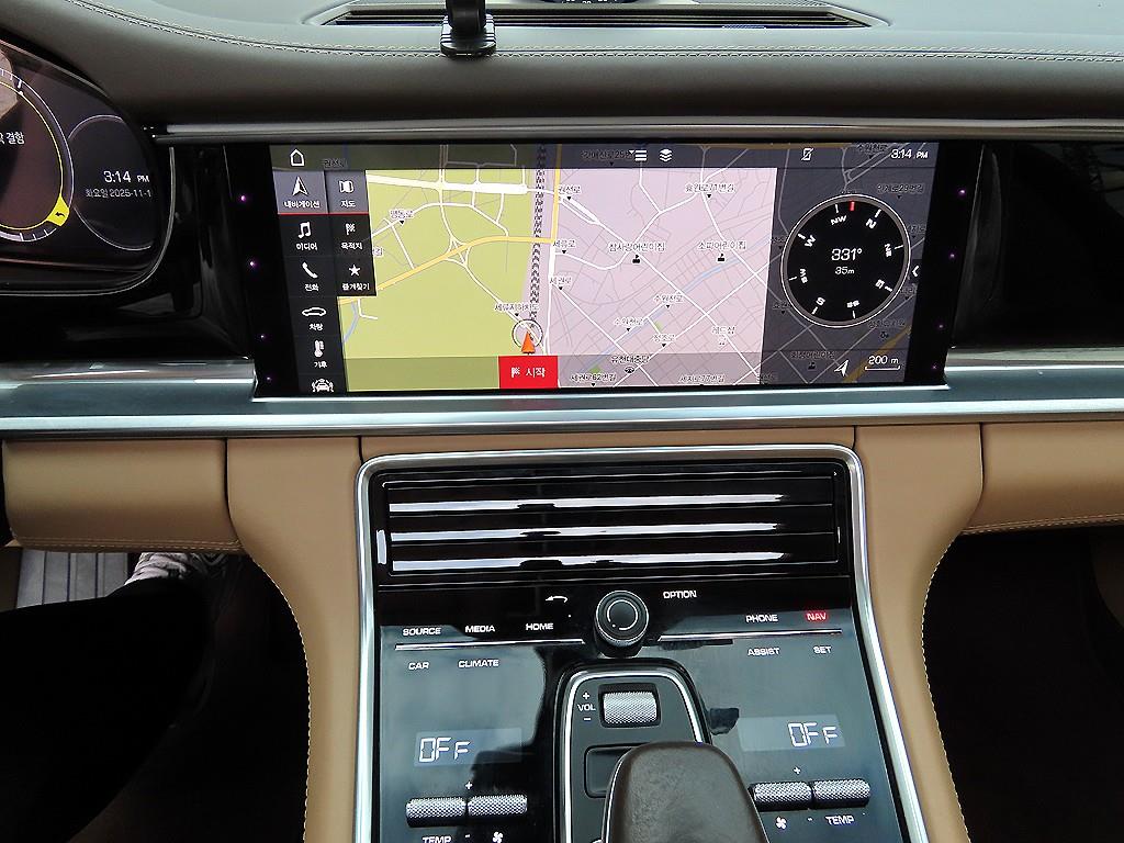 Porsche Panamera - Vista 11