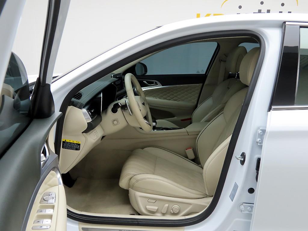 Genesis G70 - Vista 11