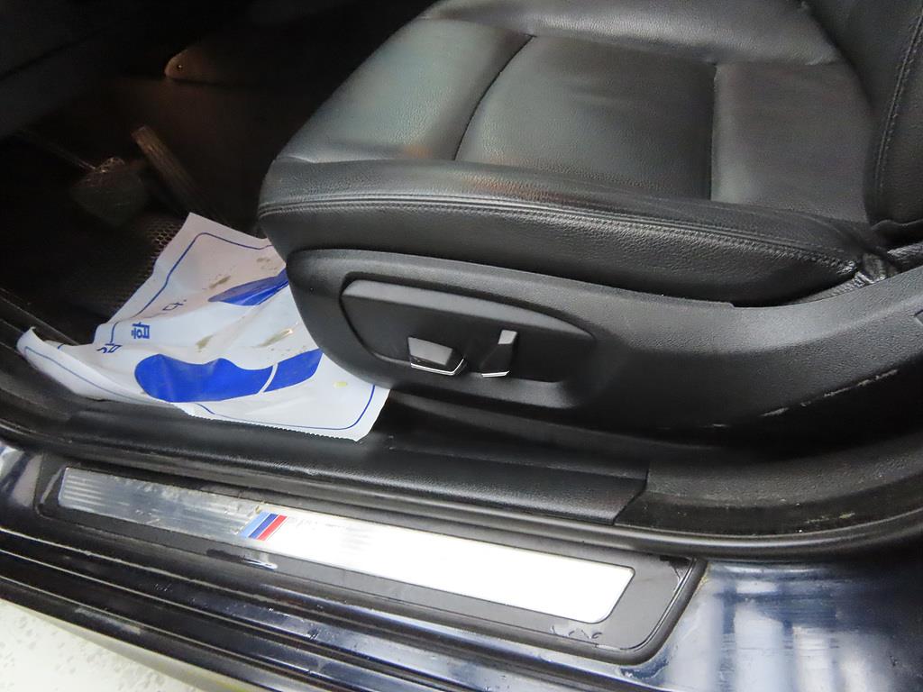 BMW 5 Series 2016 Negro - Importación desde Corea - HF Imports Iquique - Foto 13