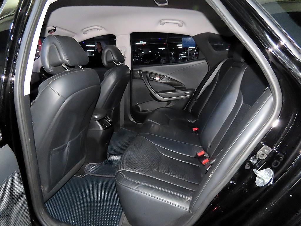 HYUNDAI Grandeur - Vista 7