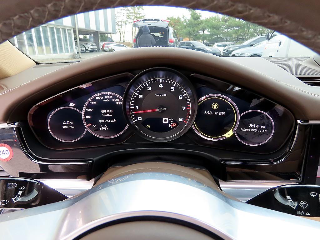 Porsche Panamera - Vista 9