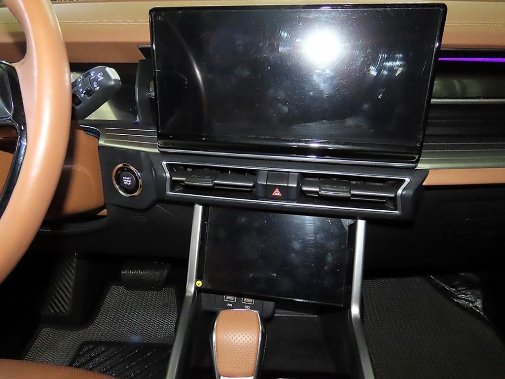 Ssangyong Torres - Vista 11