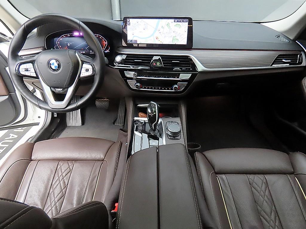 BMW 5 Series - Vista 7