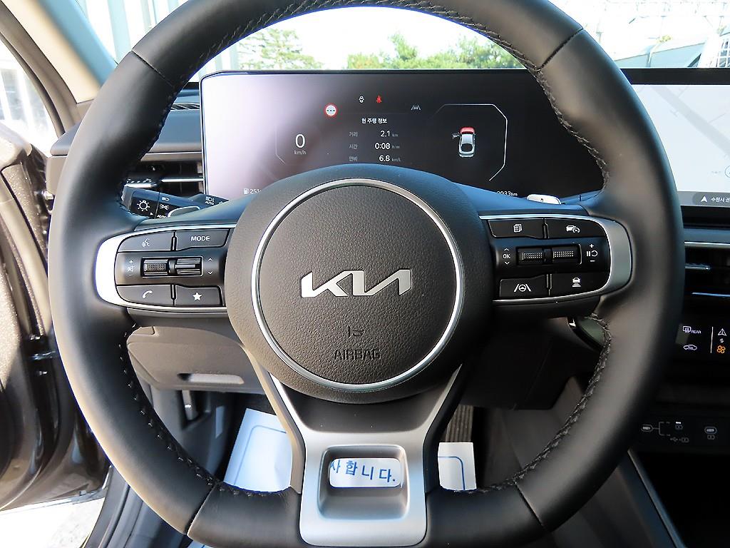 KIA K5 - Vista 8