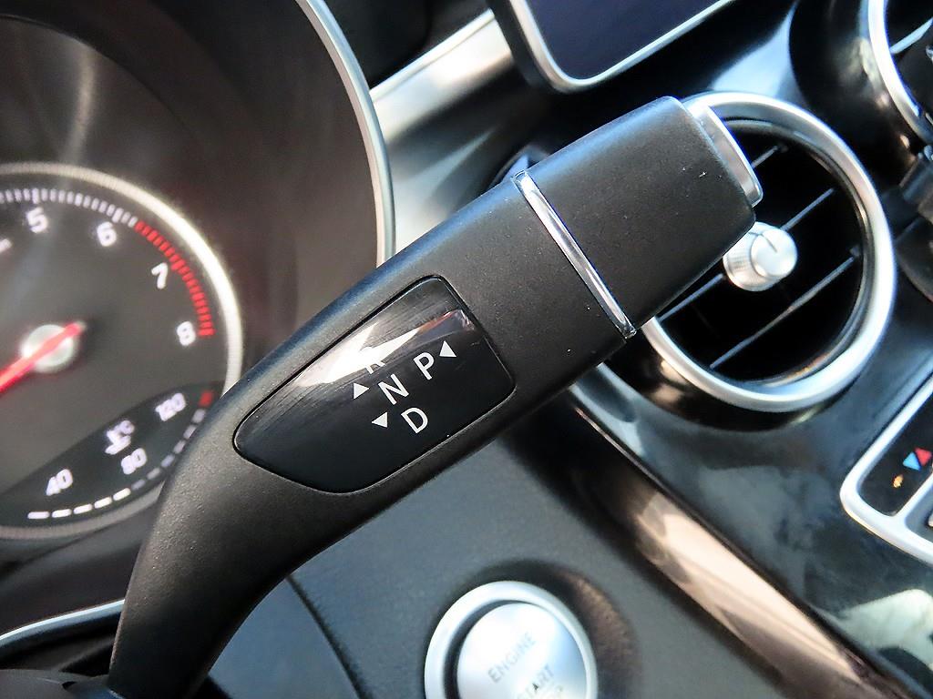 Mercedes Benz C Class - Vista 11