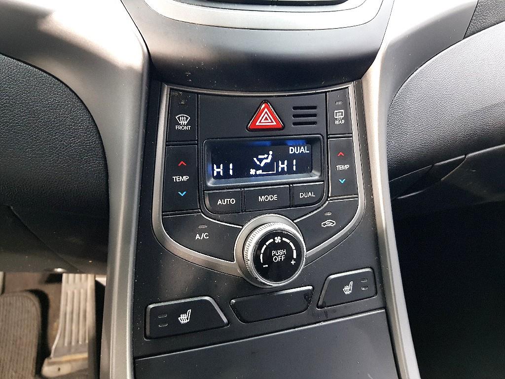 HYUNDAI Avante 2014 Blanco - Importación desde Corea - HF Imports Iquique - Foto 16